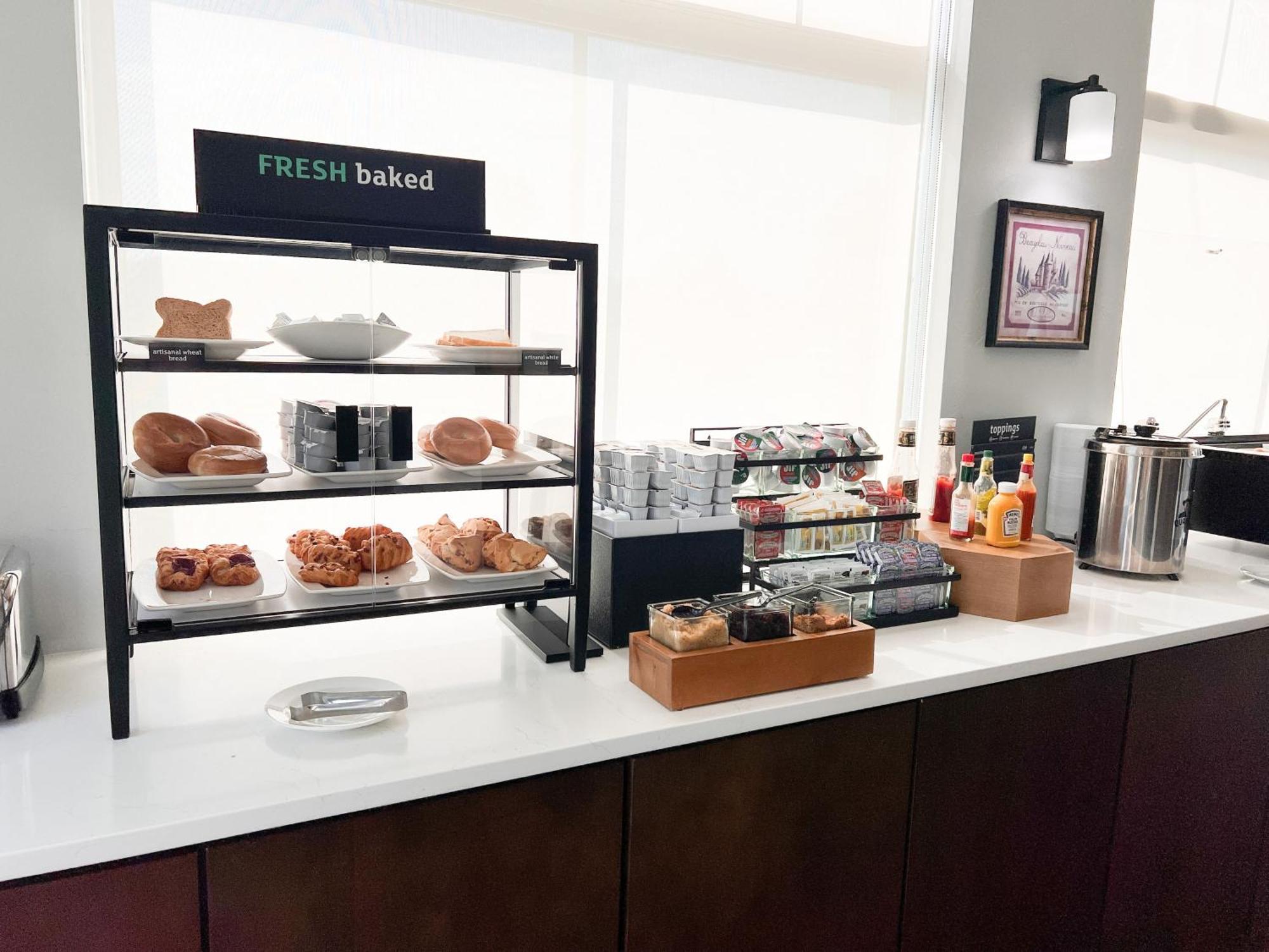 Holiday Inn Hotel & Suites Madison West - Middleton By Ihg Eksteriør bilde